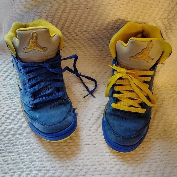 Retro Air Jordans - Picture 2 of 5